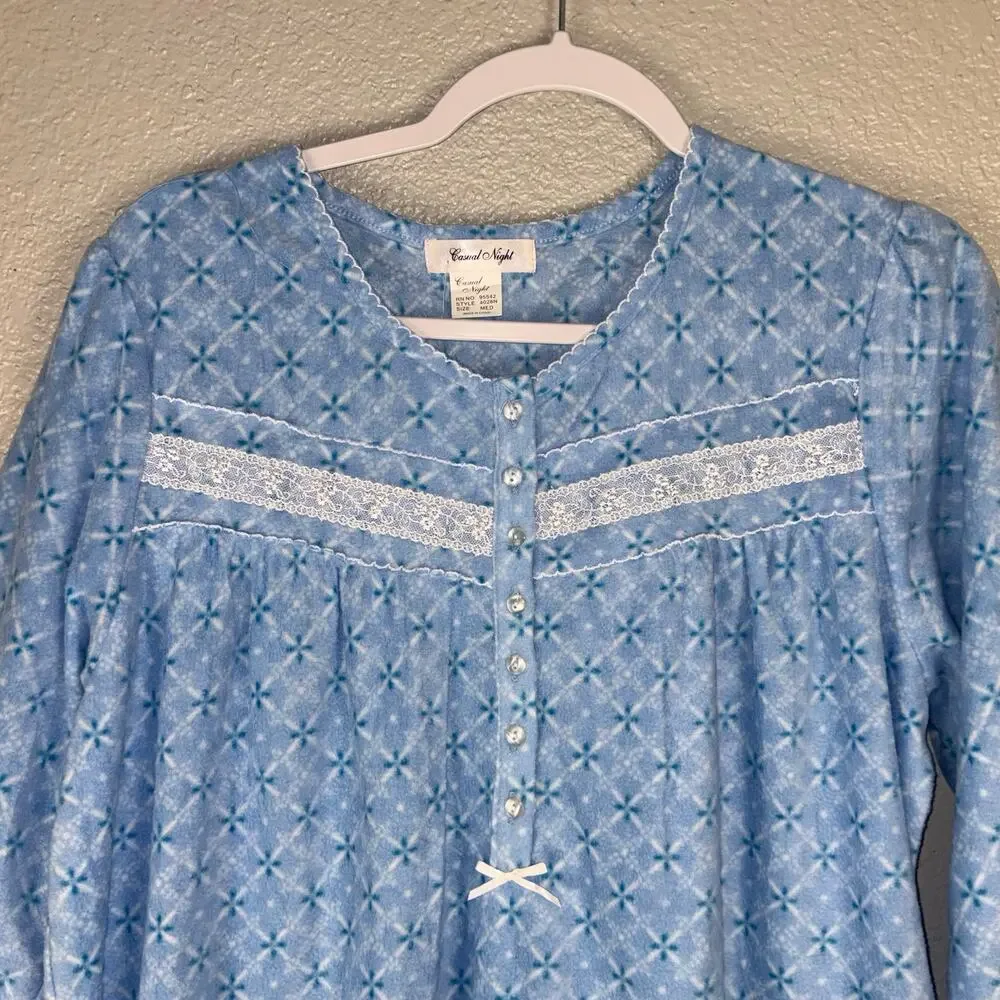 NWT Casual Night Size Medium Blue Fleece Lace Nightgown Sleep Lounge House Dress